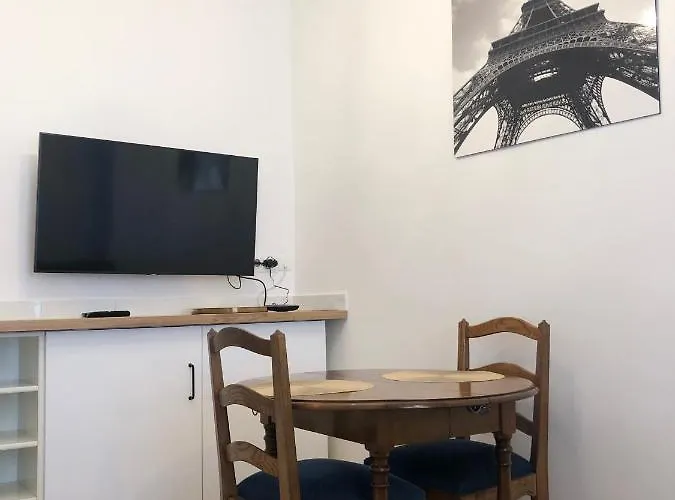 Appartement Quartier St Louis - 10 Mins Walking Château Versailles