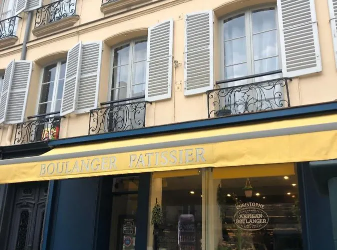 Quartier St Louis - 10 Mins Walking Château Versailles
